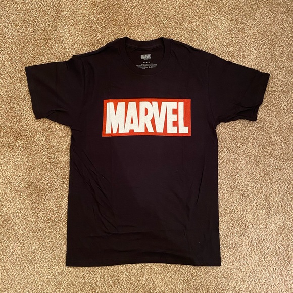 Marvel Men's Comics Simple Classic Logo T-Shirt - Picture 1 of 3